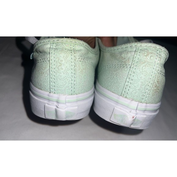 Size 8 - VANS Authentic Off The Wall Green - Picture 5 of 10